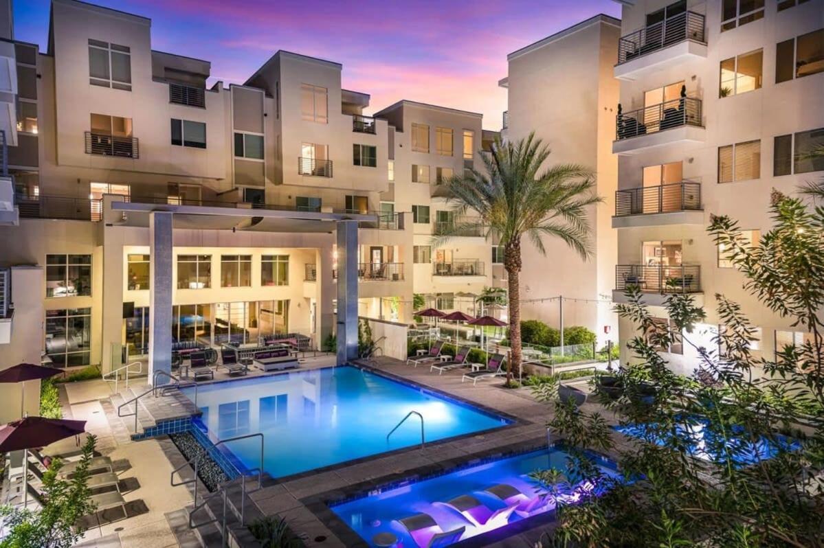 Cozysuites Paradise Under The Palms With Pool! 21 * Phoenix